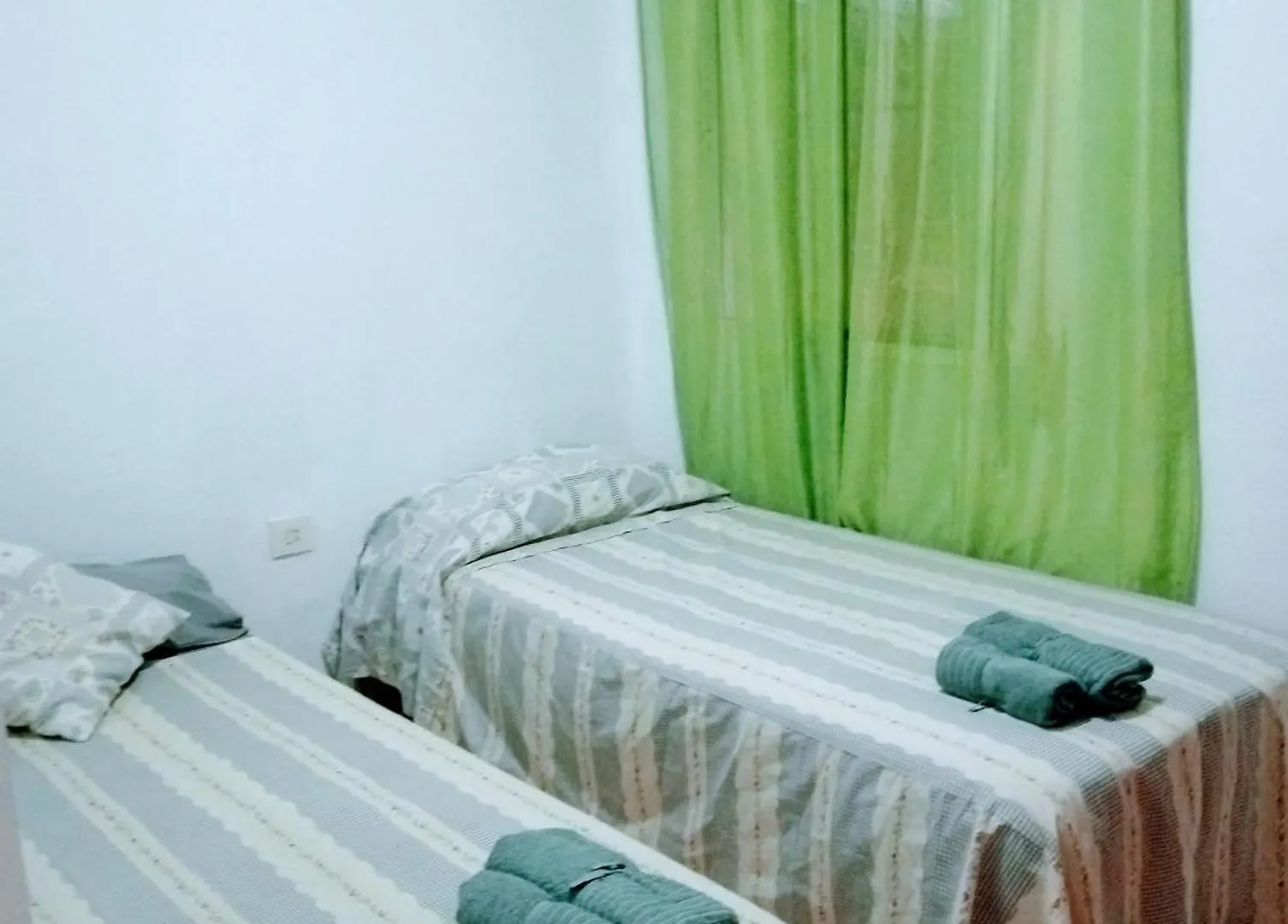 Playa Beach Malaga 3Habts Dobles, Cocina Familiar, Apartamento Completo La Cala Del Moral Spain